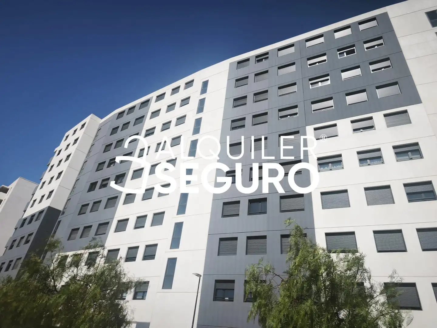 Exterior view of Flat for rent in Zaragoza  with Air Conditioner, Heating and Terrace