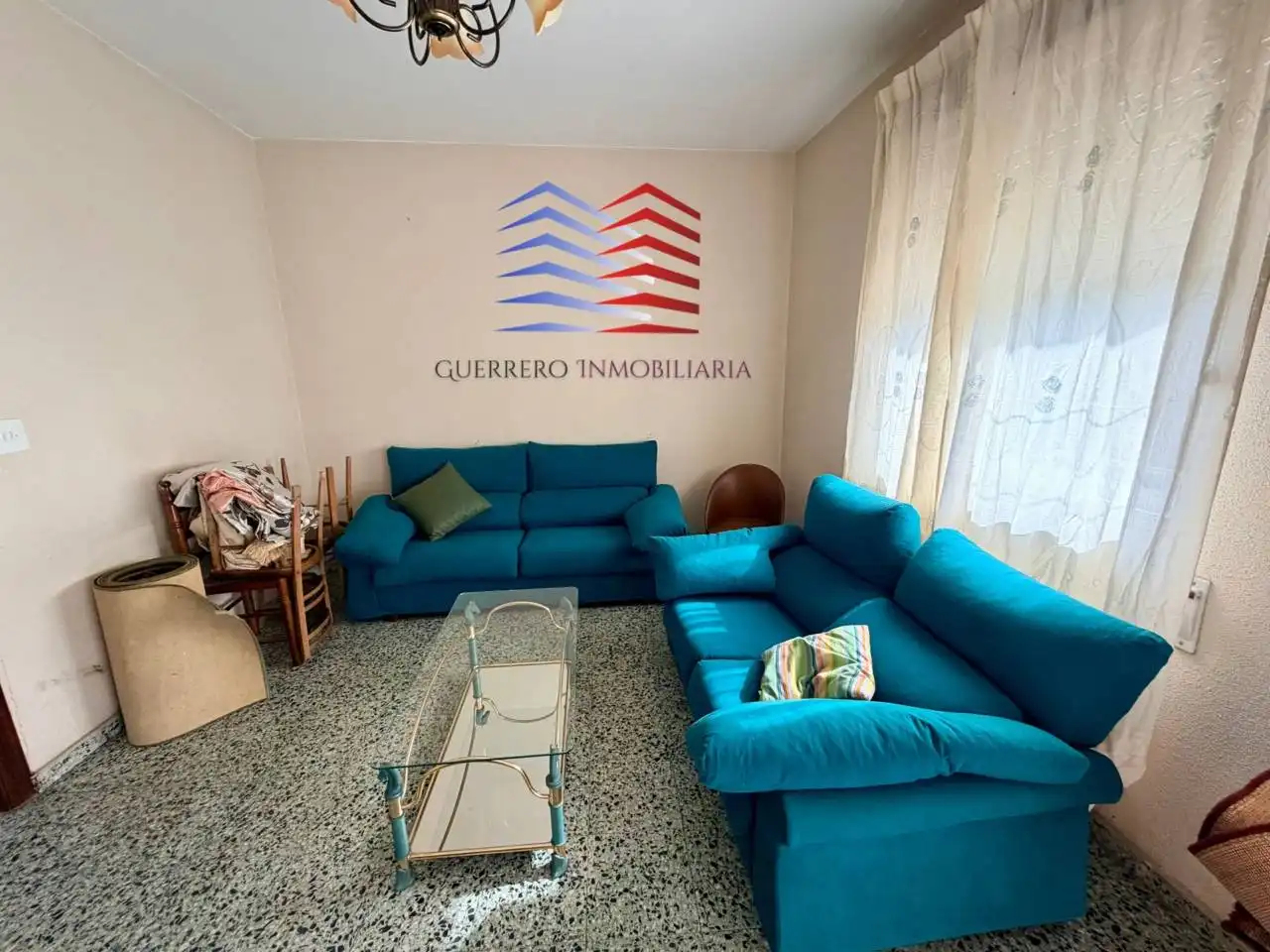Sala d'estar de Casa o xalet de lloguer en San Cibrao das Viñas amb Calefacció, Terrassa i Moblat