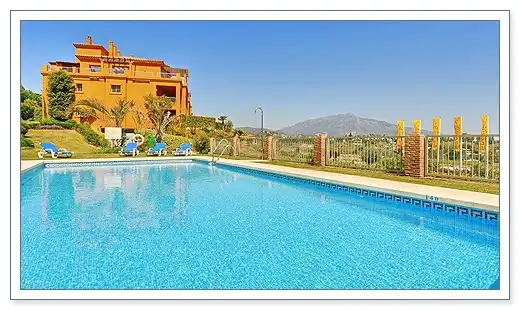 Flat with terrace for sale in Calle Pico Alcazaba 21, imagen 7