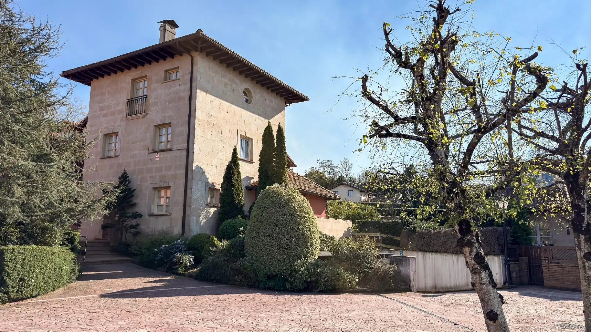 Vista exterior de Apartamento en venta en Comillas (Cantabria) con Calefacción, Terraza y Trastero