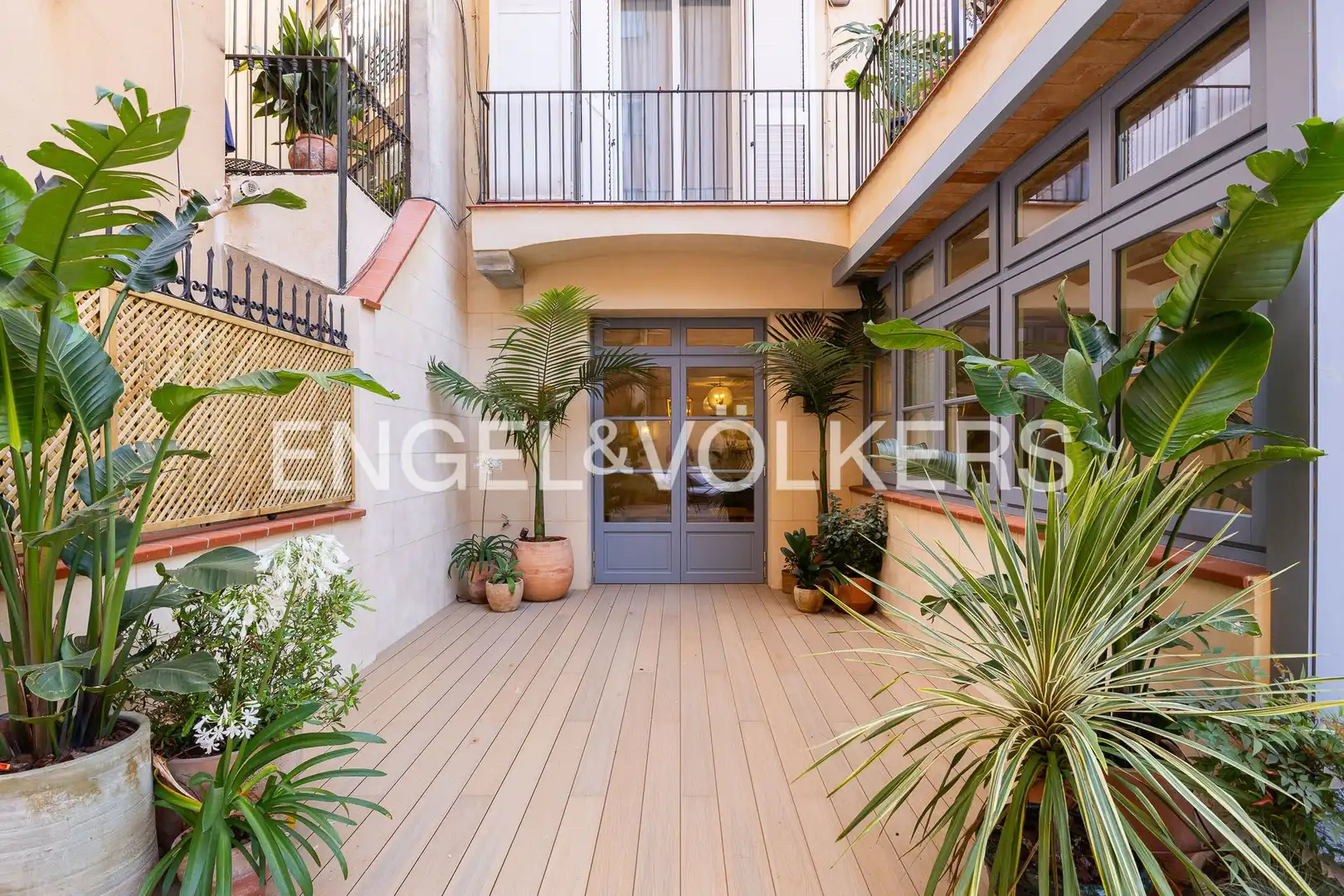 Terrasse von Wohnung zum Verkauf in Barcelona mit Klimaanlage, Heizung und Parkett