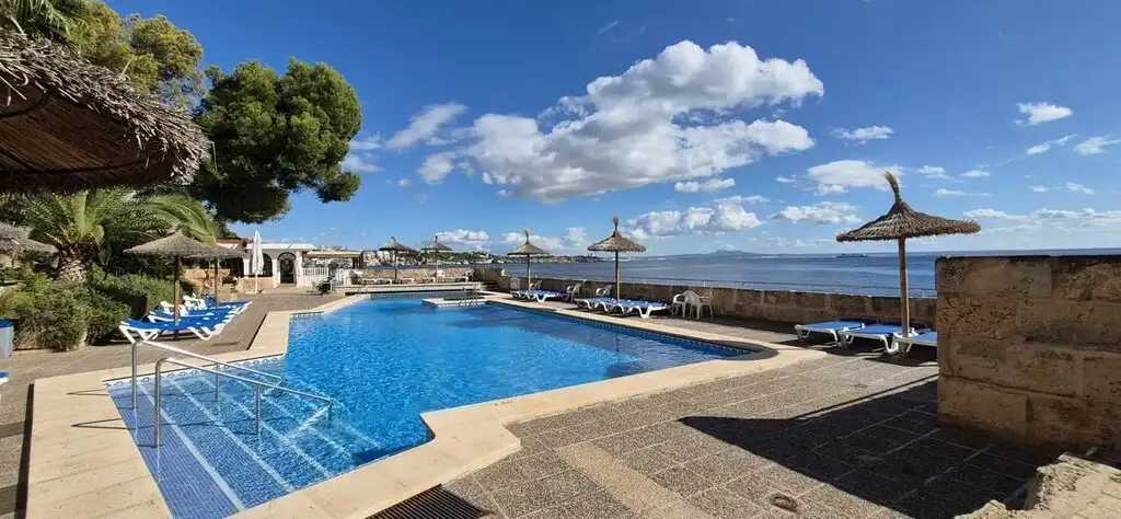 Piscina de Apartament en venda en Calvià amb Aire condicionat i Piscina comunitària