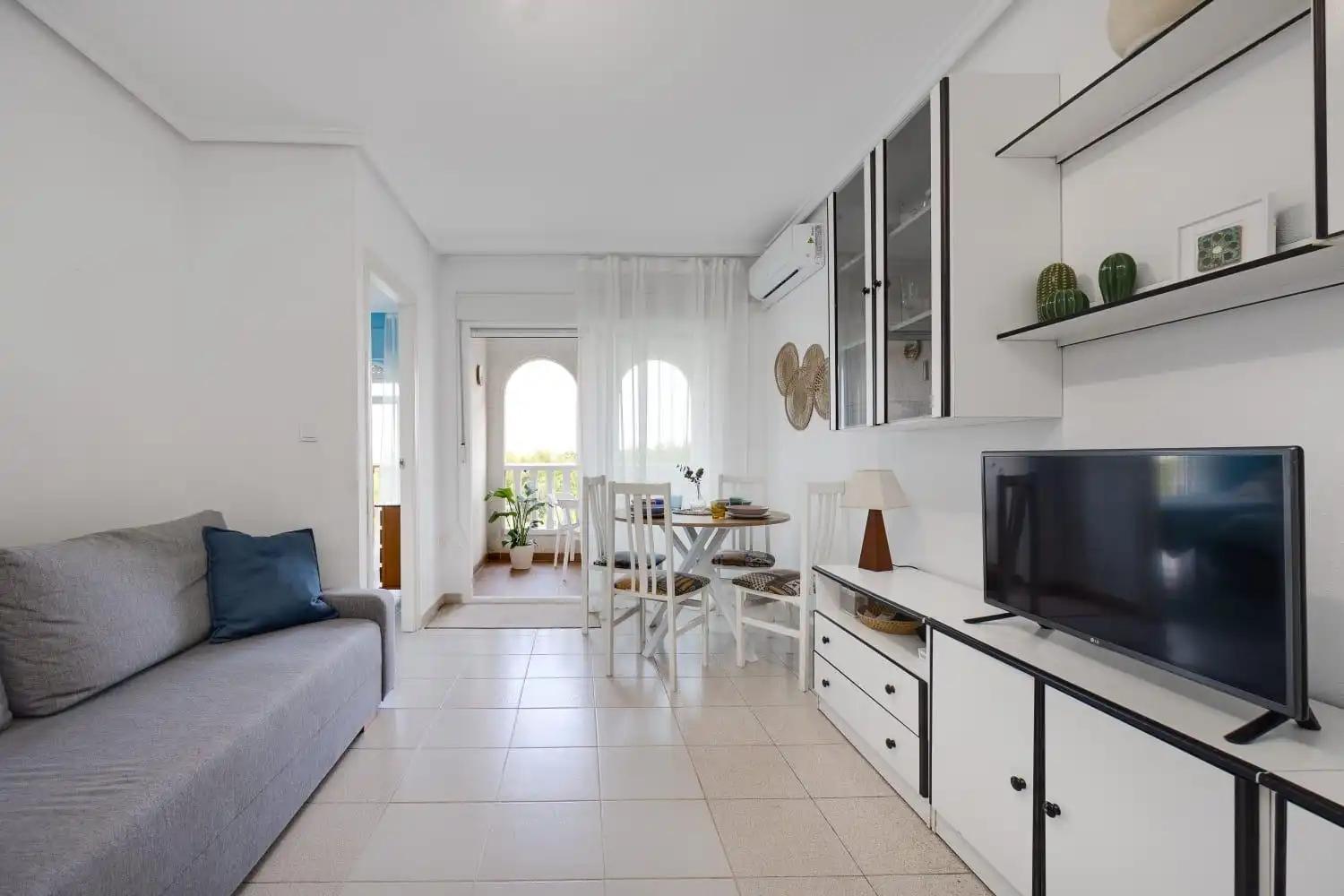 Apartament amb terrassa de lloguer a Playa del Acequión, Náufragos y Rocío del Mar