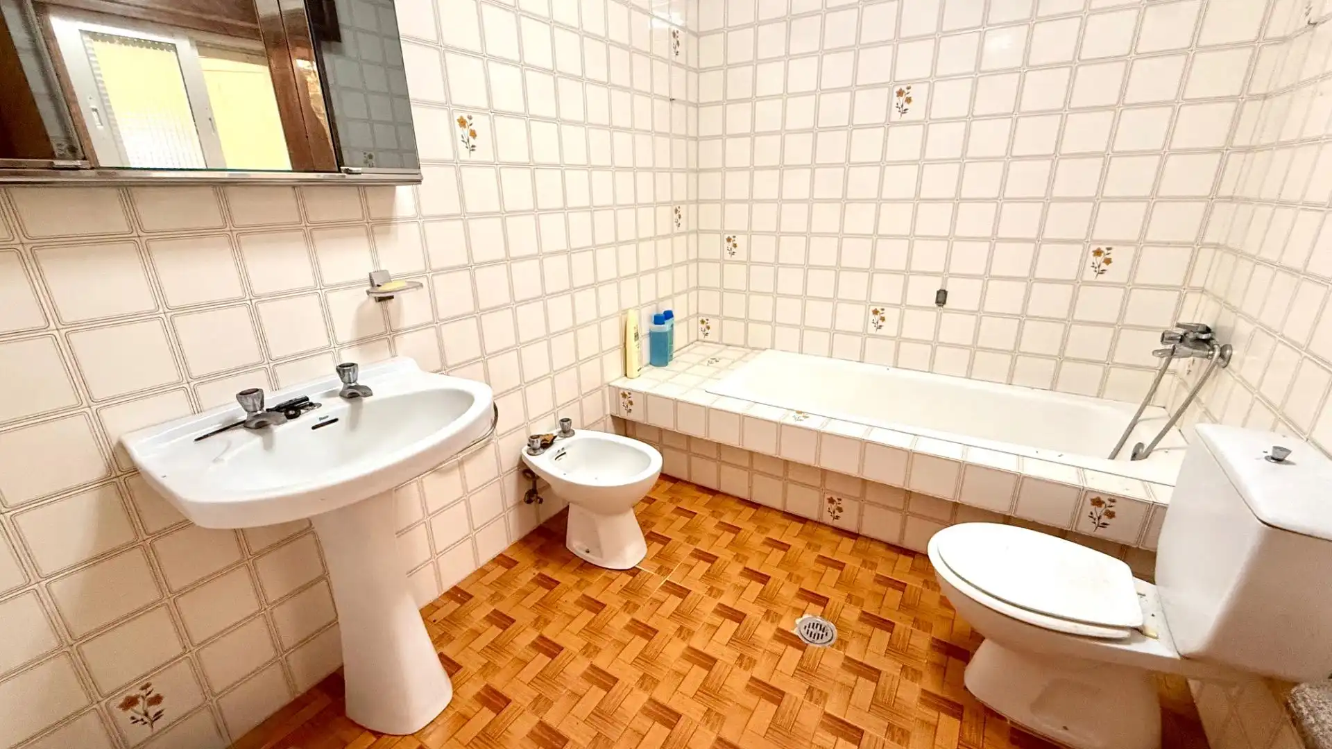 Bathroom of Houses for sale in Rairiz de Veiga  with Furnished and Balcony