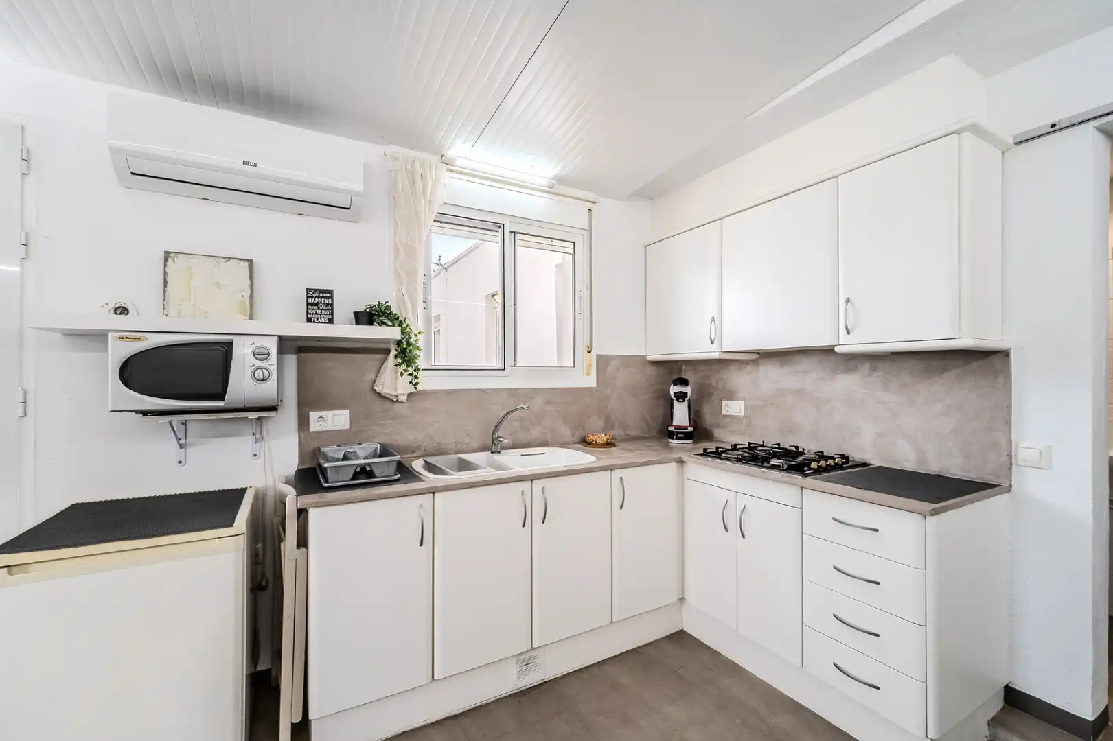 Cocina de Casa o chalet en venta en Amposta con Aire acondicionado, Calefacción y Jardín privado