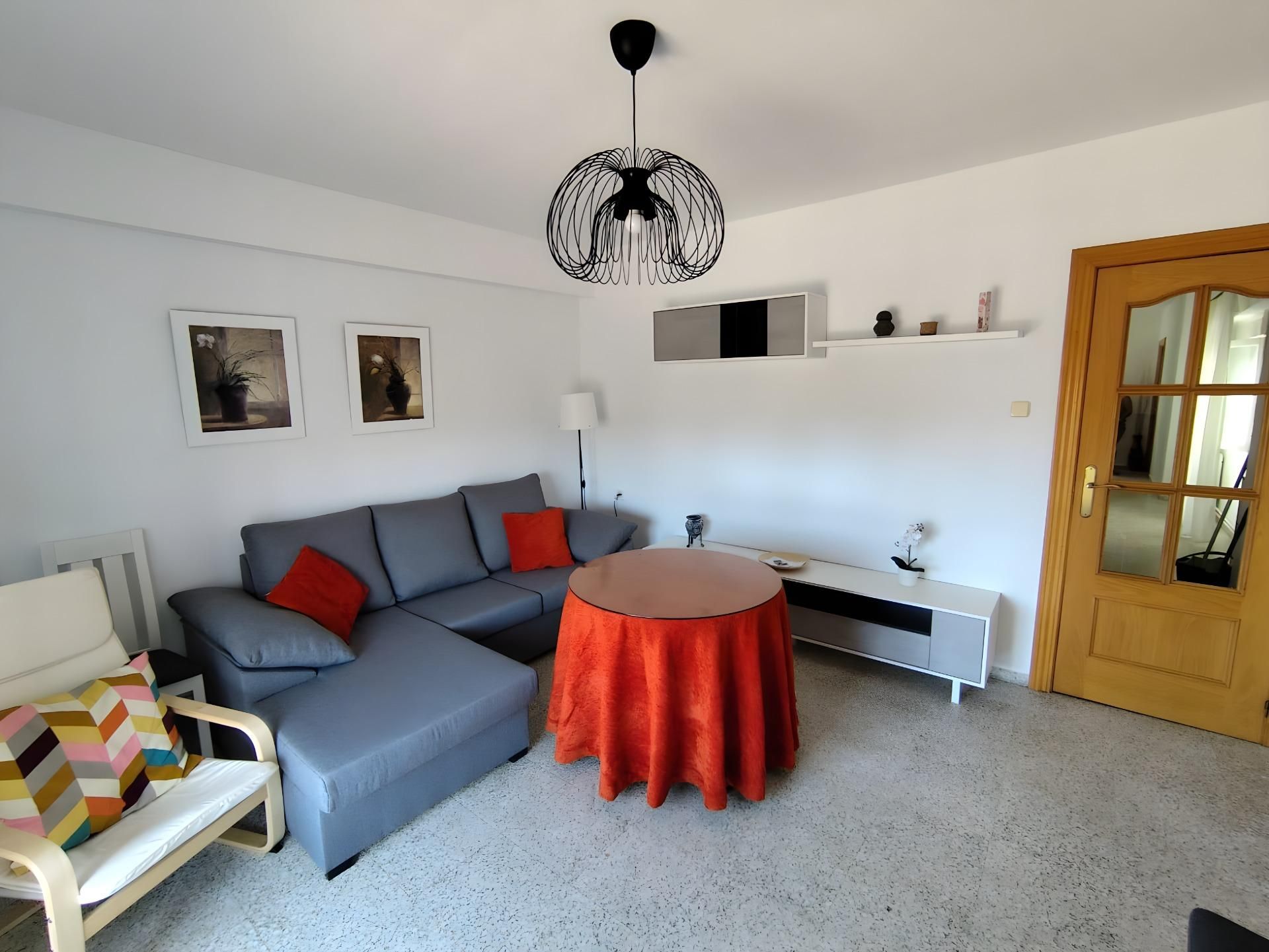 Flat to rent in Calle ALMONA DE SAN JUAN DE DIO, Centro - Sagrario