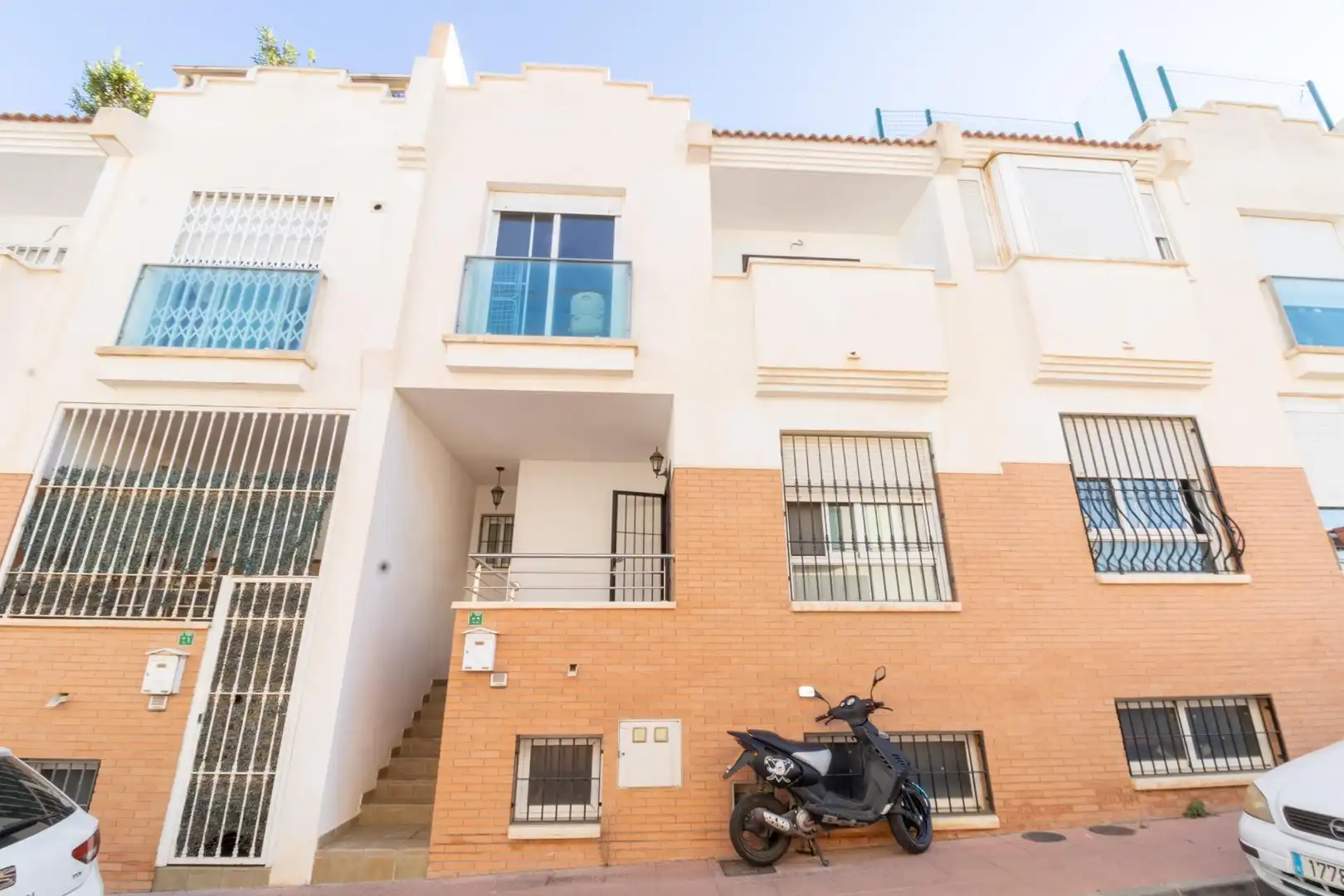Casa con balcón en venta en Calle Calle Platero