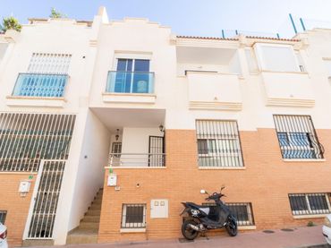 Haus mit Balkon zum Verkauf in Calle Calle Platero