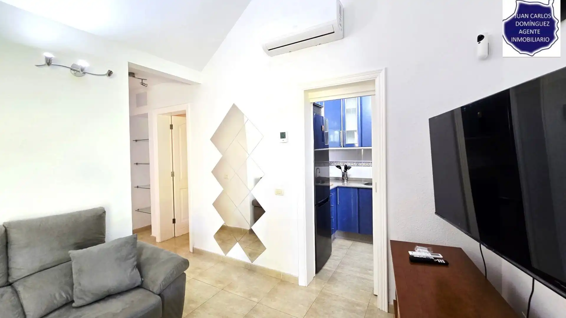 Sala d'estar de Casa o xalet de lloguer en San Bartolomé de Tirajana amb Aire condicionat, Jardí privat i Terrassa