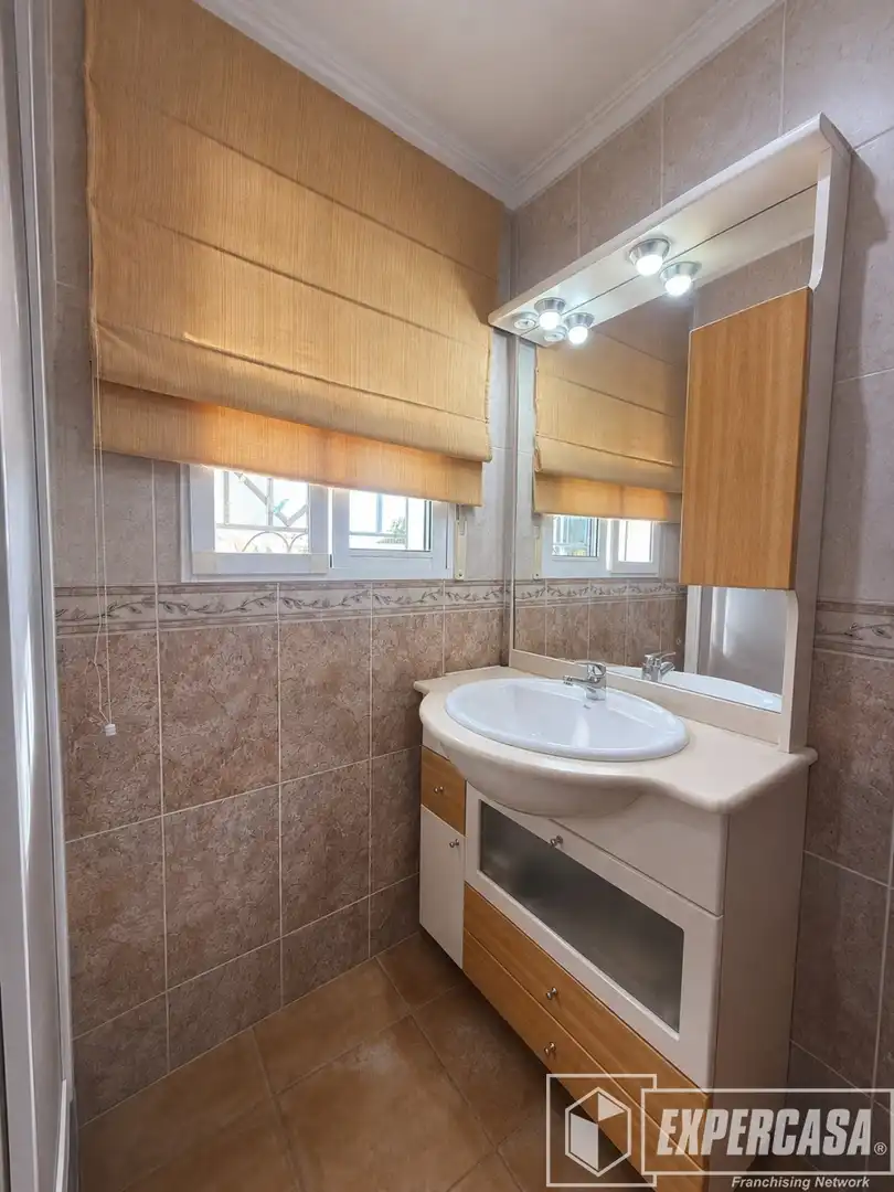 Baño de Casa o chalet en venta en Llíria con Aire acondicionado, Trastero y Piscina