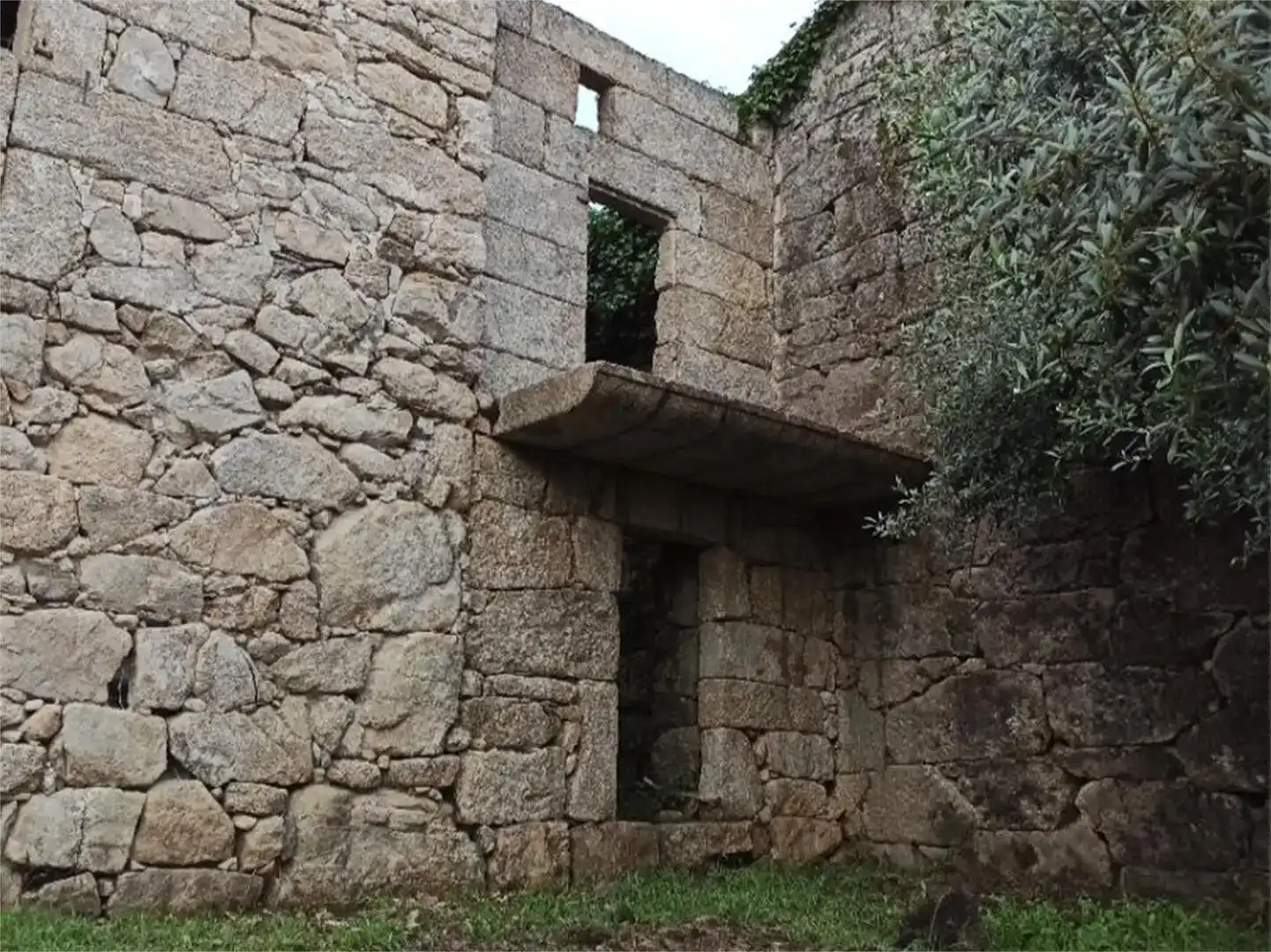 Vista exterior de Casa adosada en venda en A Lama   amb Balcó
