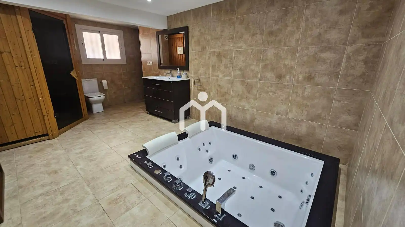Baño de Casa o chalet en venta en Cabrils con Calefacción, Parquet y Terraza