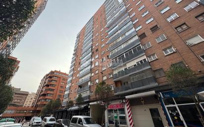 Exterior view of Flat for sale in Valladolid Capital  with Heating