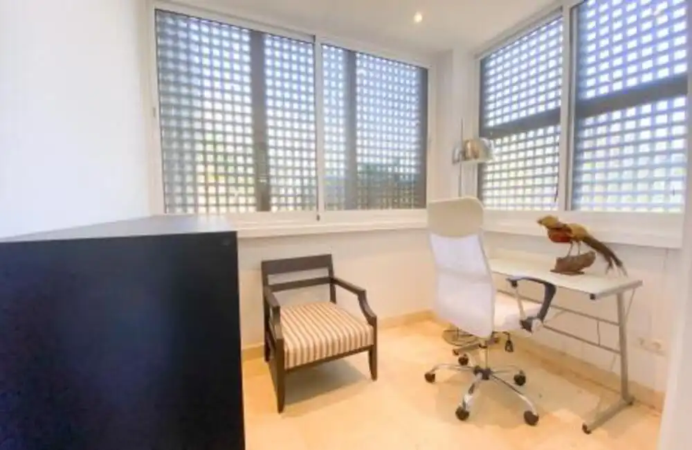 Apartament amb piscina en venda a Nueva Andalucía, imagen 17
