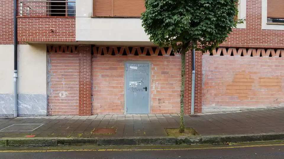 Gewerbefläche zum Verkauf in Jose M Linazasoro Kalea, imagen 3