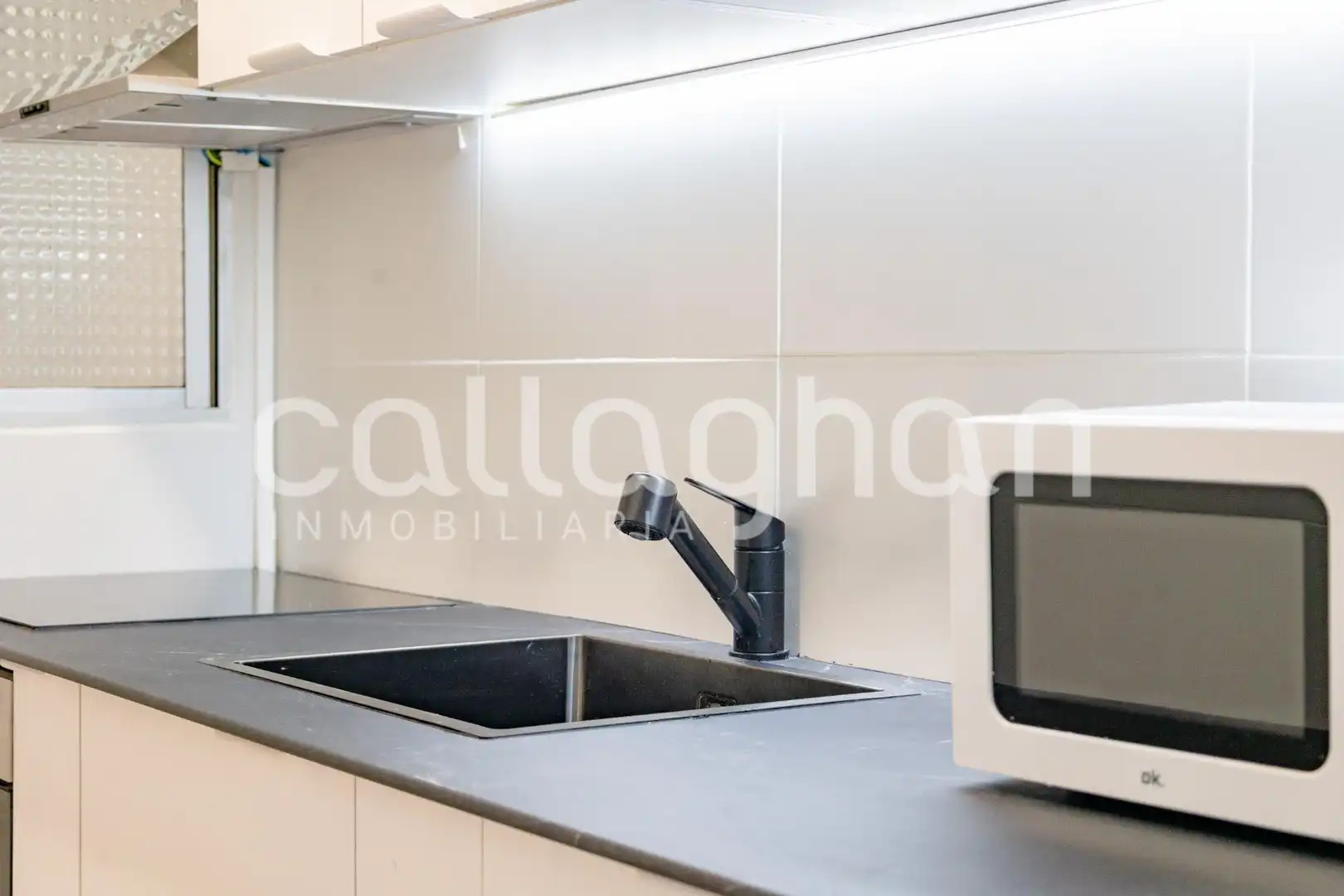 Cocina de Piso en venta en Valencia con Balcón