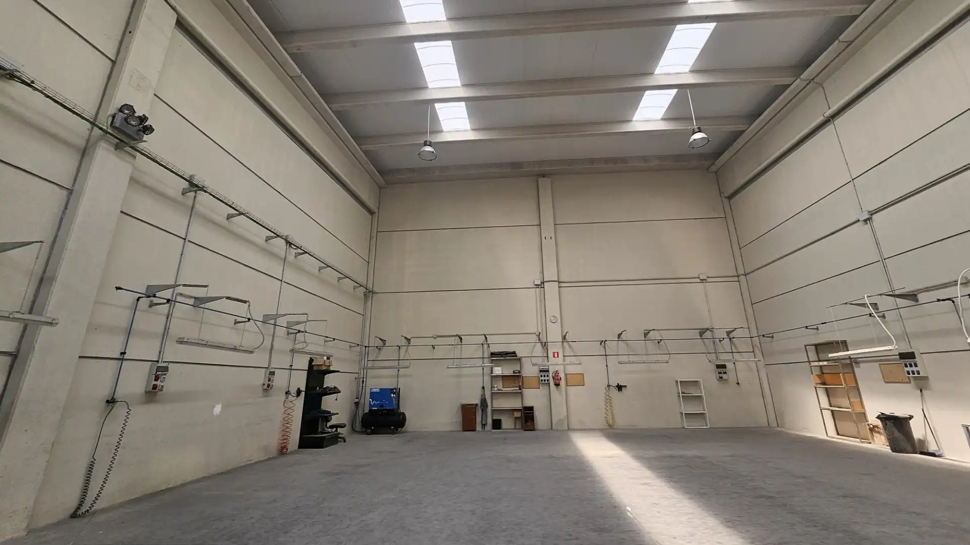 Industrial buildings for sale in Iruña Oka / Iruña de Oca  with Heating and Alarm