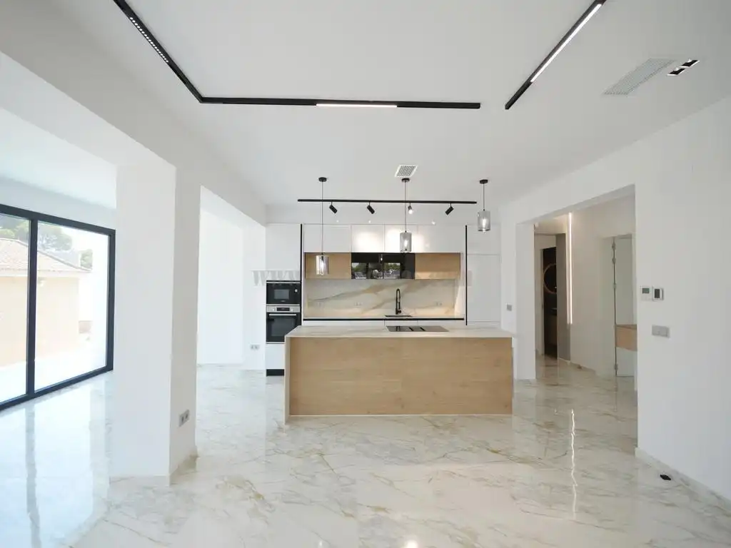 Chalet con piscina en venta en Los Balcones - Los Altos, imagen 28
