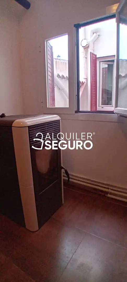 Piso de alquiler en Canencia, Madrid