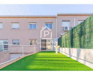 Vista exterior de Casa o xalet en venda en Figueres amb Calefacció i Terrassa