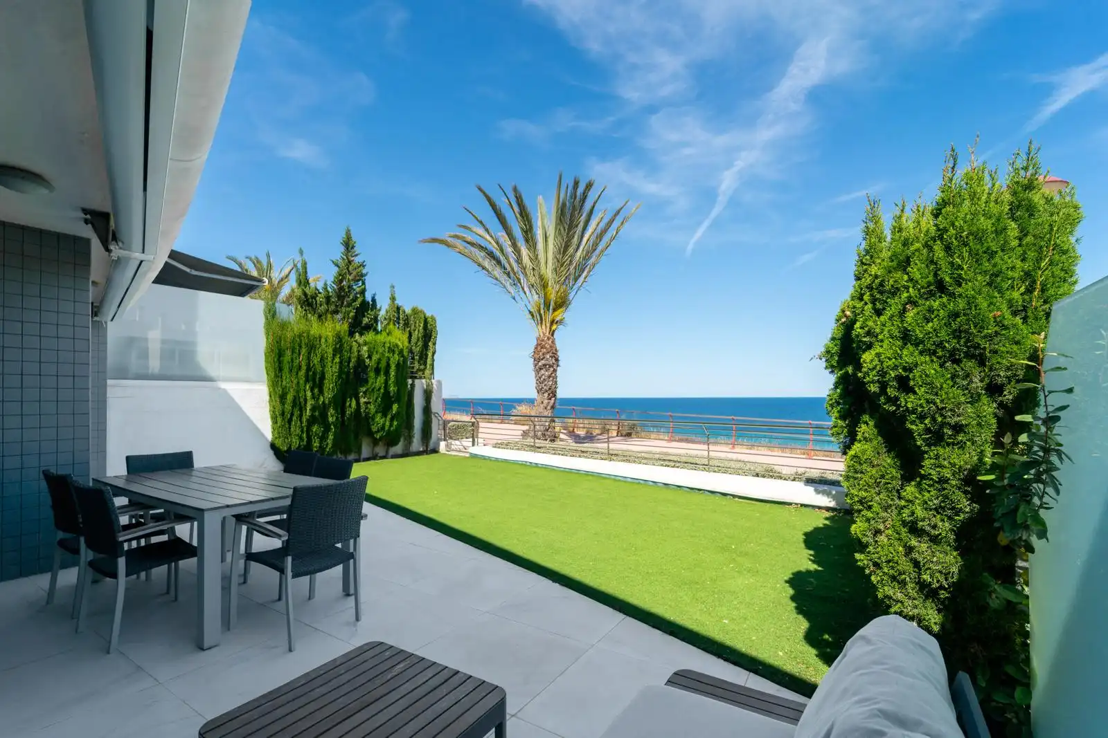 Terrassa de Planta baixa en venda en Elche / Elx amb Aire condicionat, Calefacció i Jardí privat