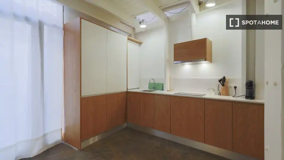 Wohnung zur Miete in Barcelona, Barcelona