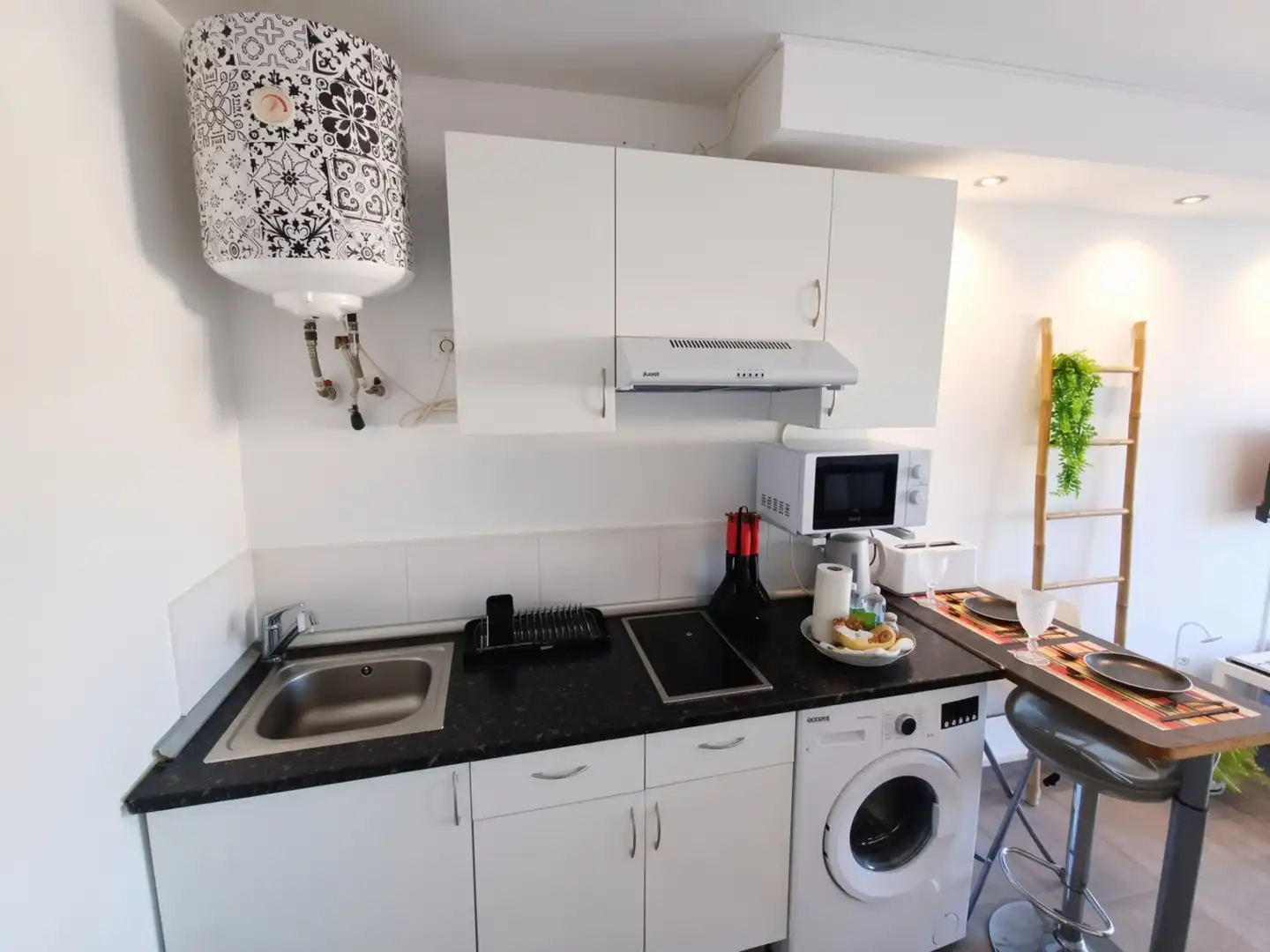 Kitchen of Study for sale in Estepona  with Air Conditioner, Furnished and Internet