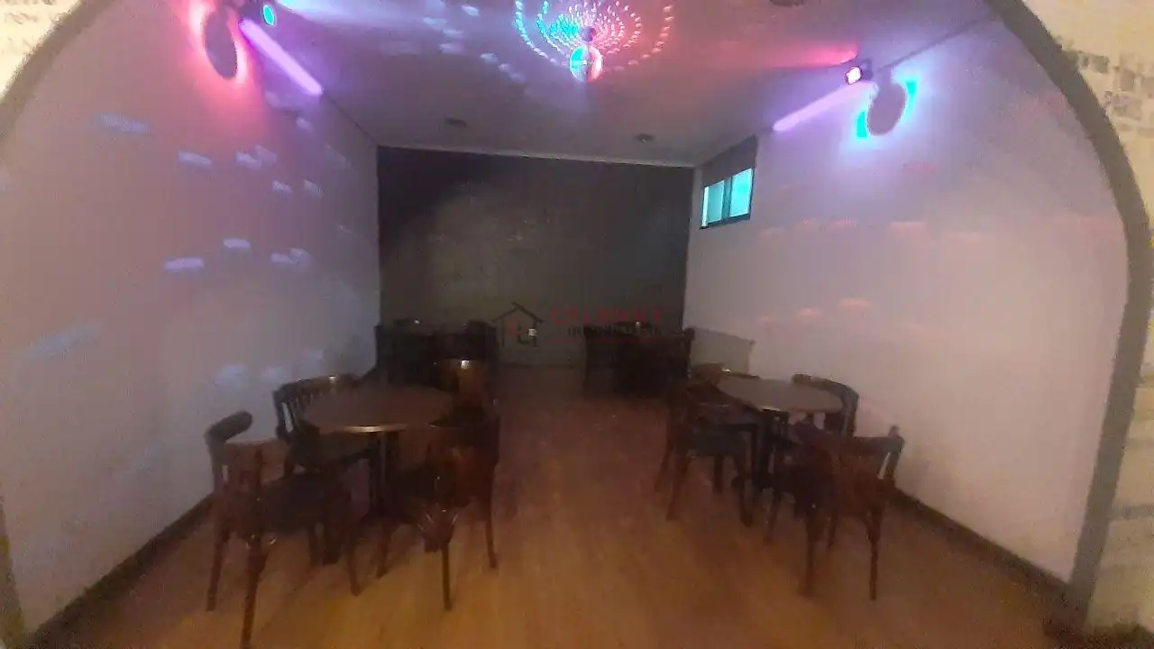 Commercial properties for rent in Toén  with Furnished