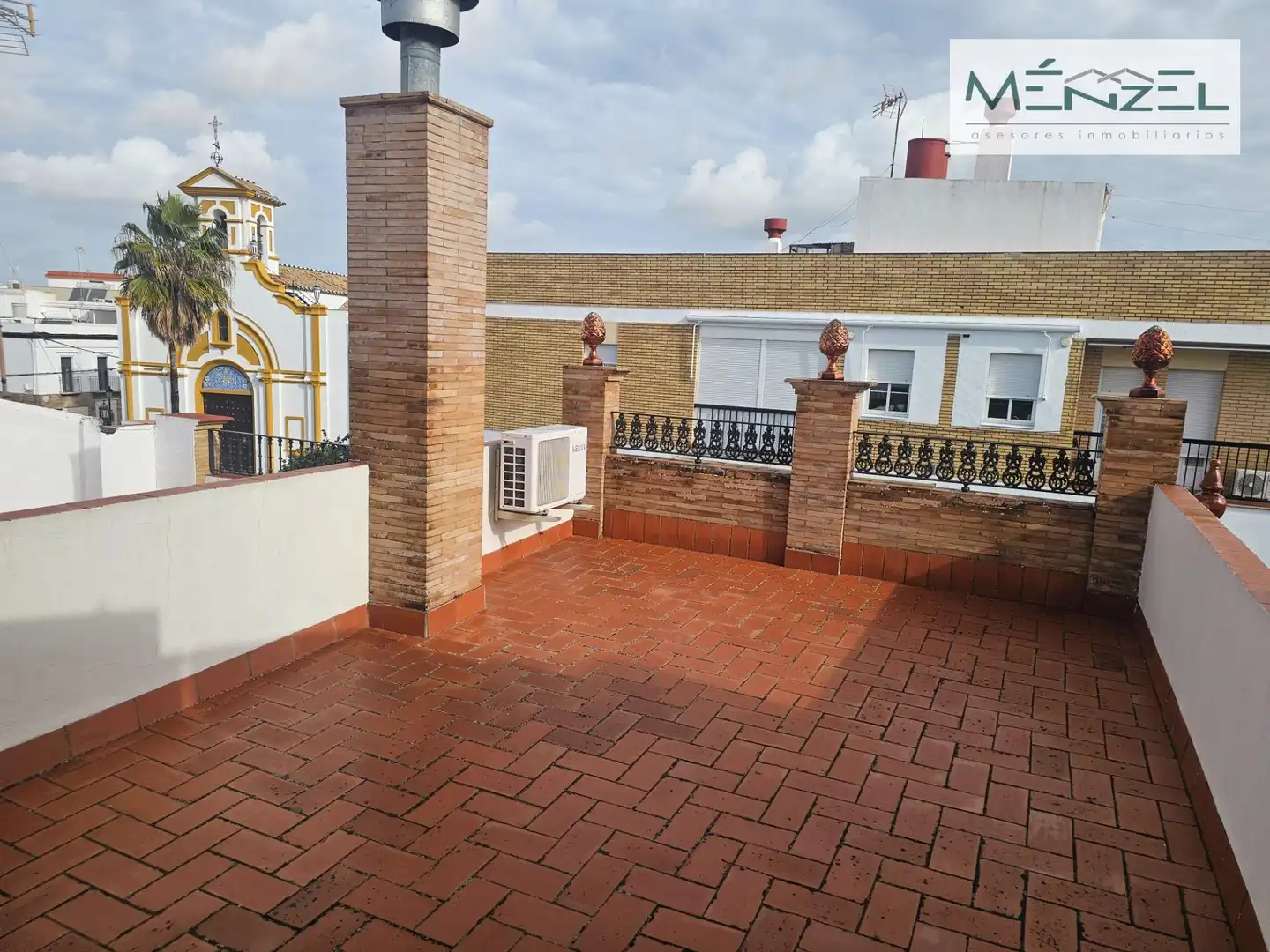 Terrassa de Casa o xalet en venda en Coria del Río amb Aire condicionat, Terrassa i Balcó