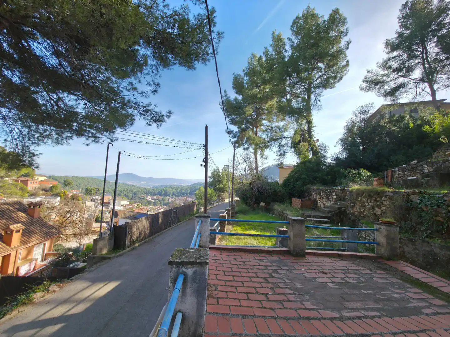 Vista exterior de Residencial en venda en Corbera de Llobregat