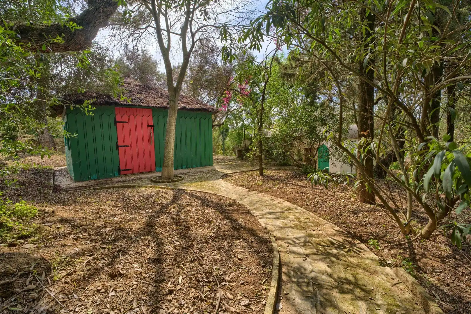 Jardí de Casa o xalet en venda en Sanlúcar la Mayor amb Aire condicionat, Jardí privat i Terrassa