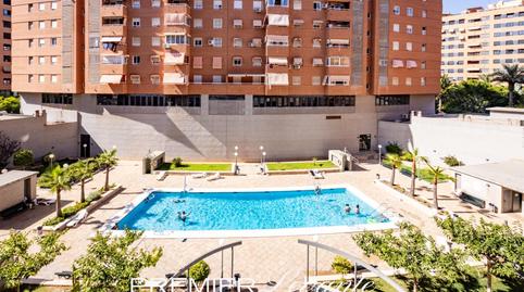 Foto 2 de Pis en venda a  Dr Jose Luis de la Vega, Garbinet - Parque de las Avenidas, Alicante