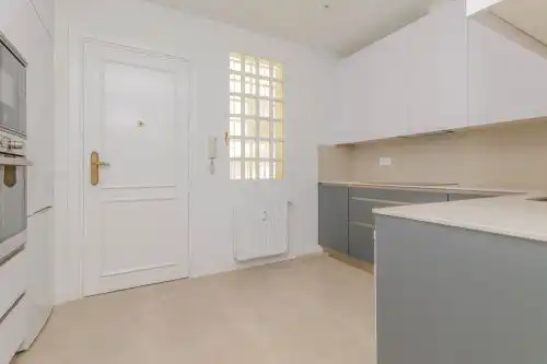 Kitchen of Attic for sale in Madrid  with Air Conditioner, Heating and Parquet flooring