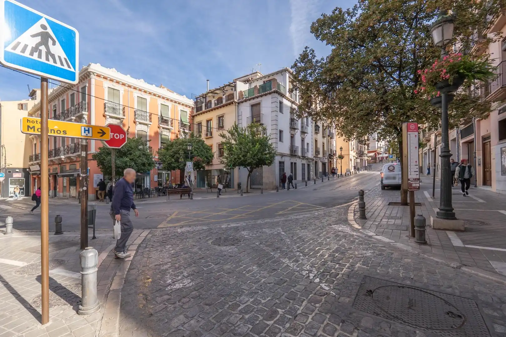 Vista exterior de Piso en venta en Granada con Calefacción