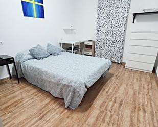 Dormitori de Apartament de lloguer en Málaga Capital amb Aire condicionat