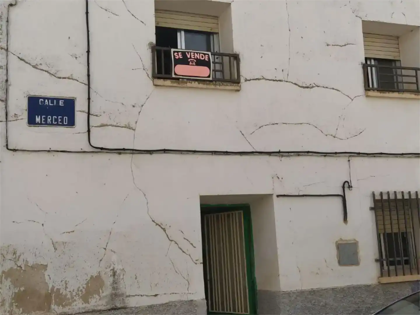 Vista exterior de Casa adosada en venda en El Valle de Altomira amb Moblat