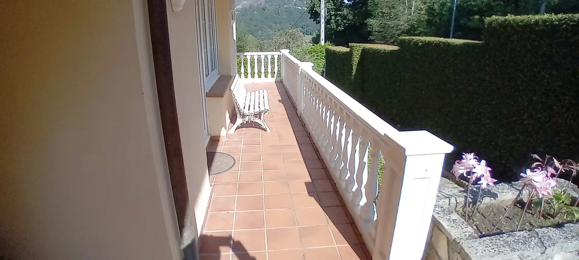 Terrassa de Casa o xalet en venda en Parres amb Calefacció, Jardí privat i Parquet