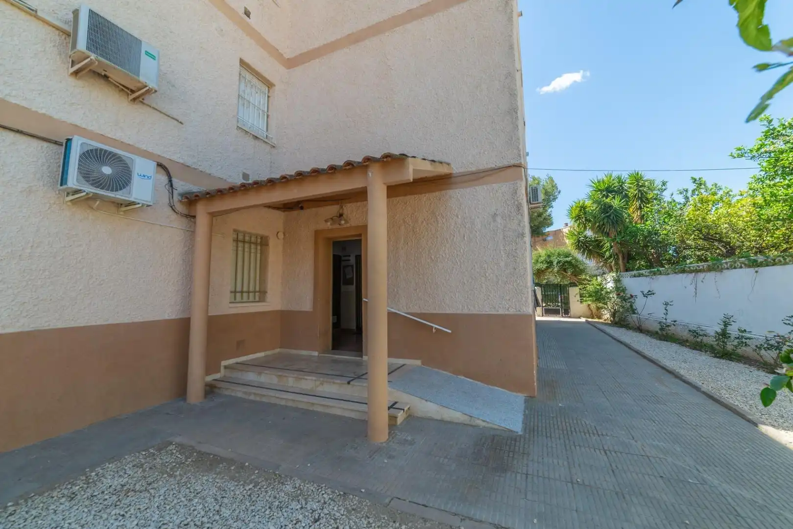 Vista exterior de Apartament en venda en San Javier amb Aire condicionat, Jardí privat i Terrassa