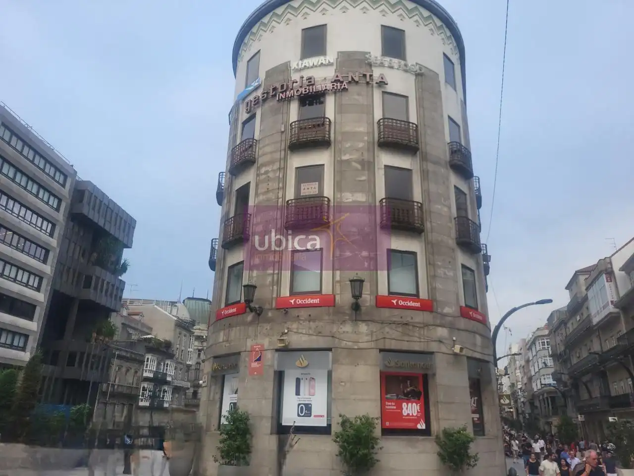 Oficina amb ascensor en venda a Centro Urbano