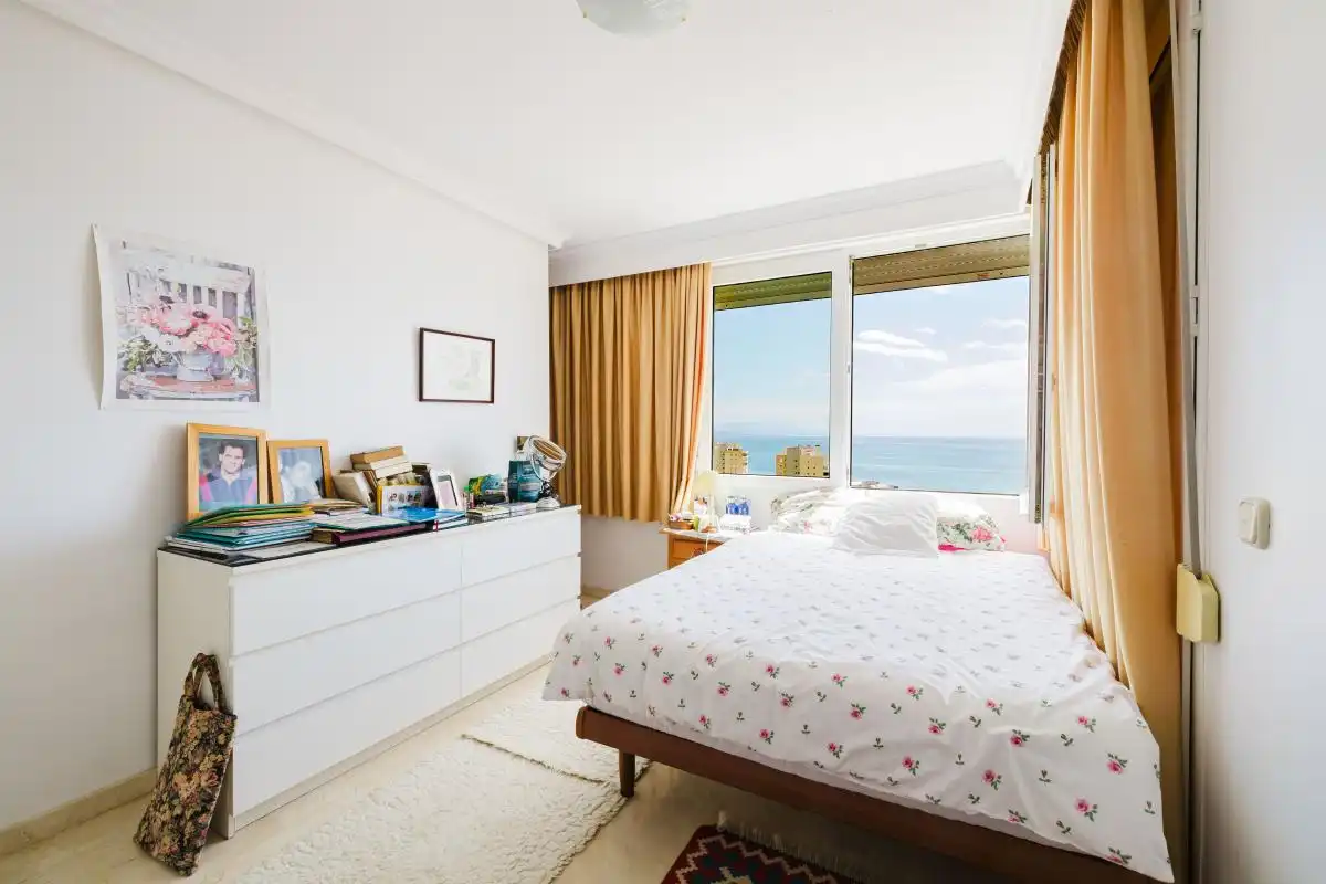 Habitación de Piso en venta en Torremolinos con Aire acondicionado, Calefacción y Jardín privado