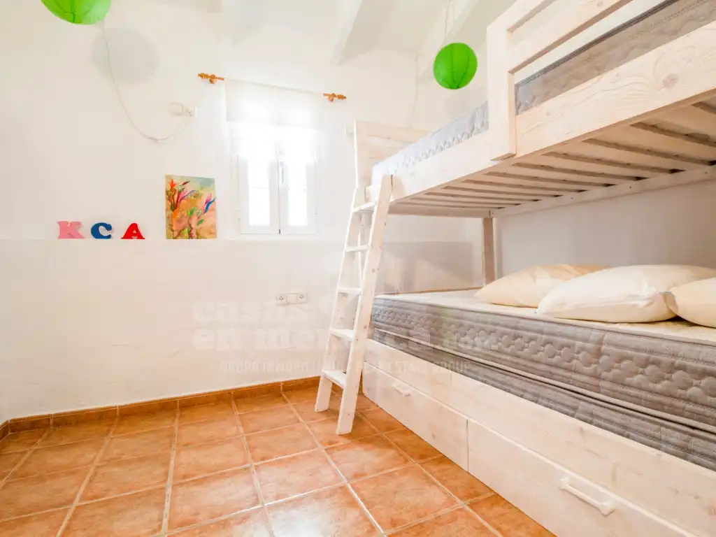 Casa rústica amb piscina en venda a Llucmaçanes, imagen 32