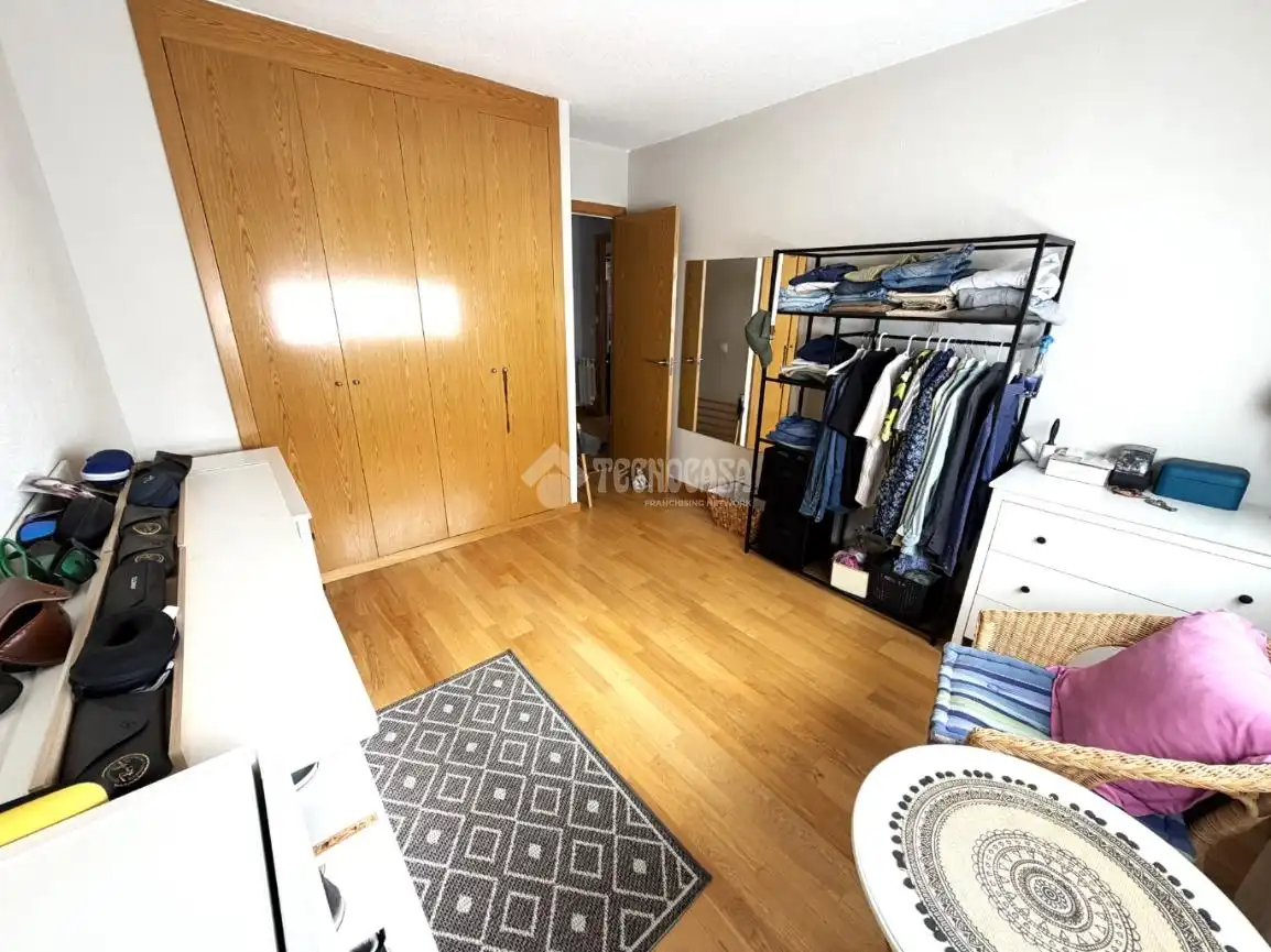 Schlafzimmer von Wohnung zum Verkauf in Villalbilla mit Privatgarten und Schwimmbad