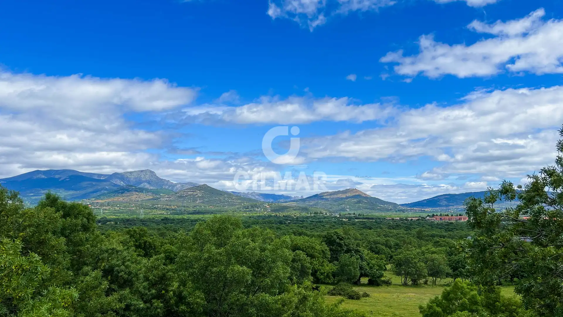 Casa o xalet en venda en Guadarrama amb Calefacció, Jardí privat i Piscina