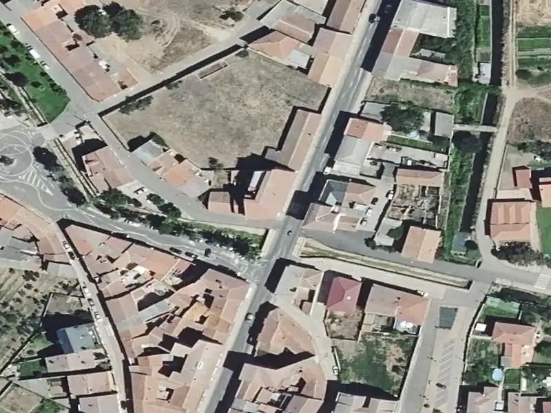 Local commercial à vendre à AV ORBIGO,63 Esc:E Pl:0 Pt:01 Benavides (León) 63