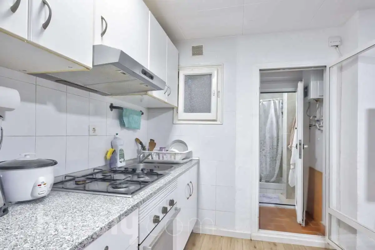Cocina de Piso en venta en Barcelona con Parquet