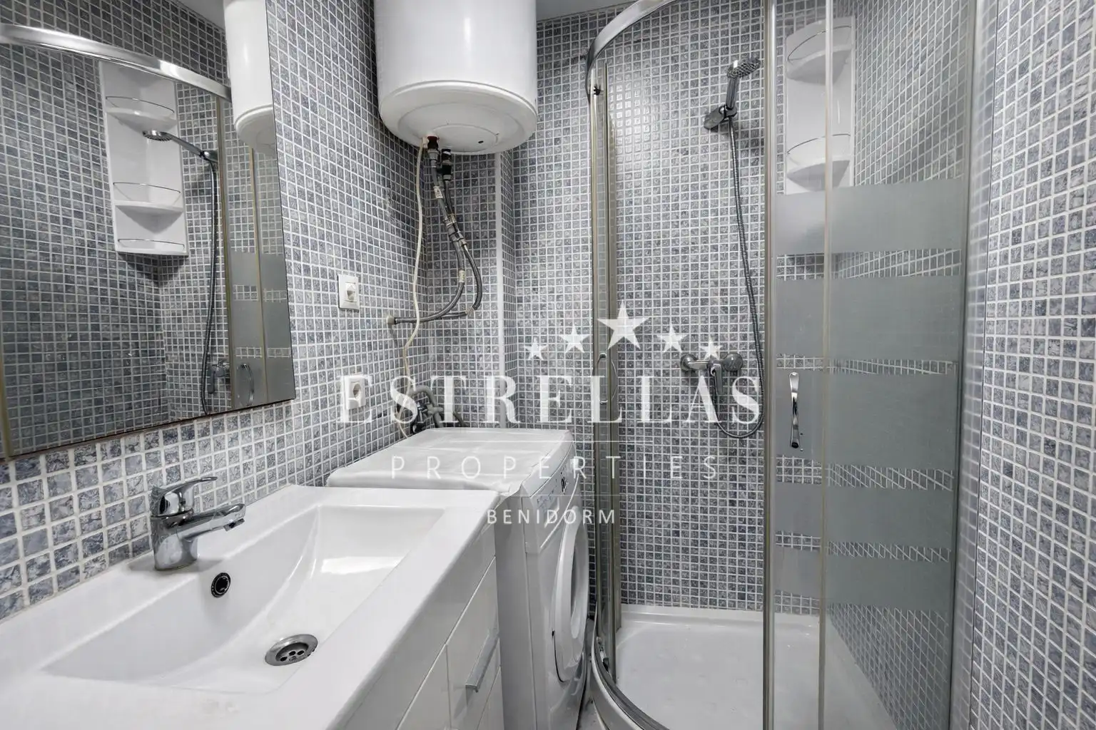 Habitación de Apartamento en venta en Benidorm con Aire acondicionado, Calefacción y Terraza