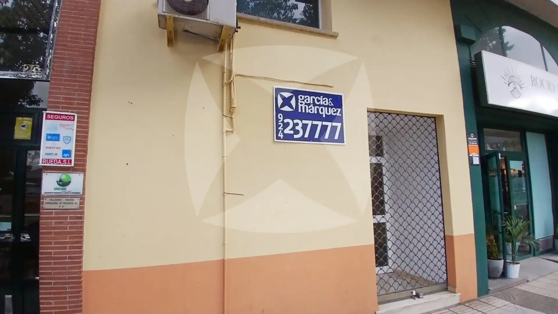 Local de alquiler en Avenida Maria Auxiliadora, Maria Auxiliadora - Barriada de Llera