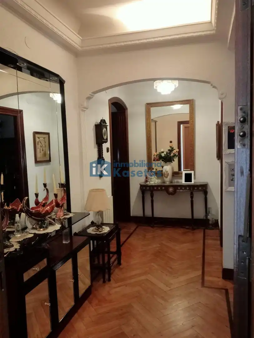 Piso con ascensor en venta en Centro - Ariz - Uribarri, imagen 17