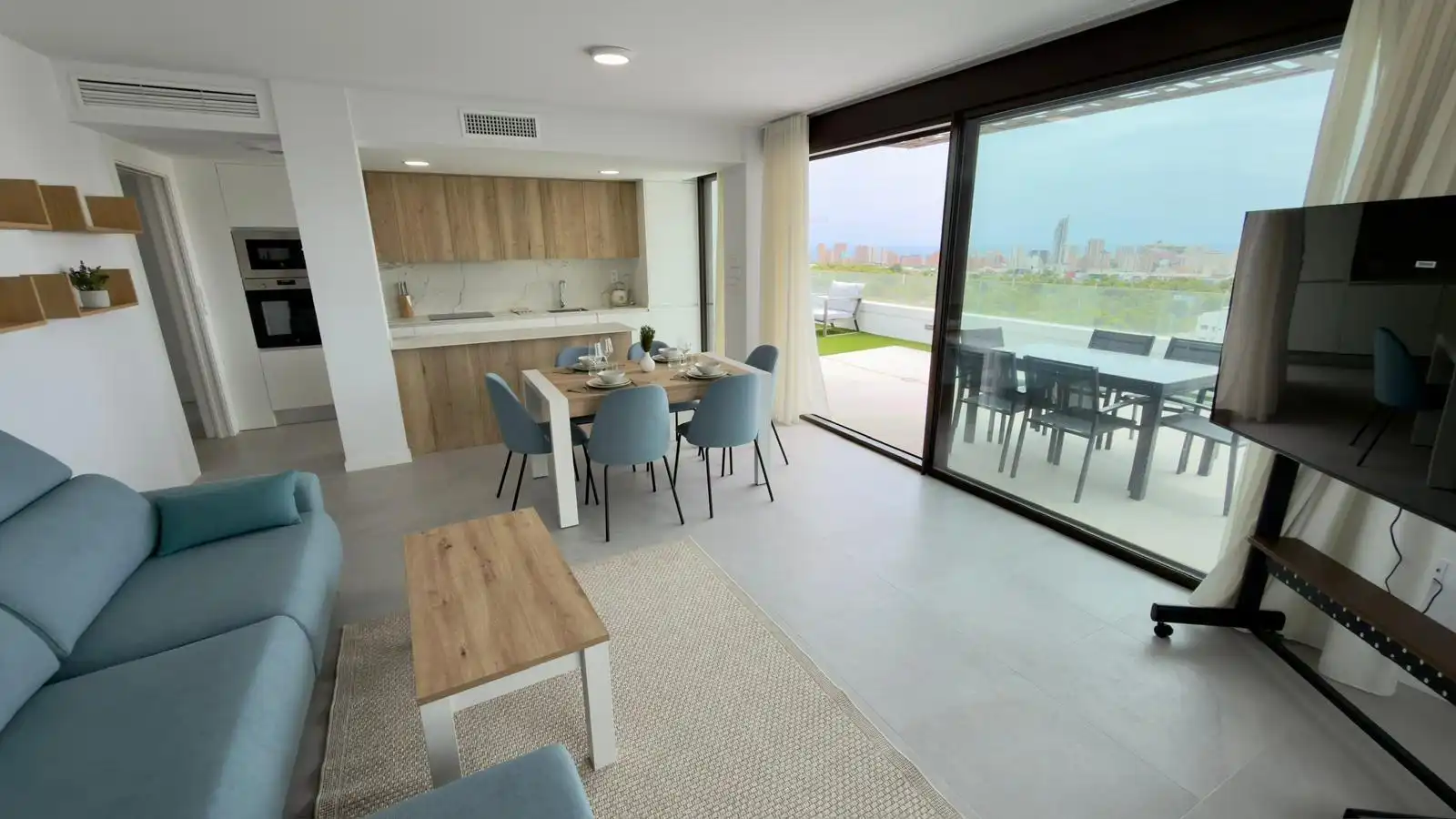 Menjador de Apartament de lloguer en Finestrat amb Aire condicionat, Jardí privat i Terrassa