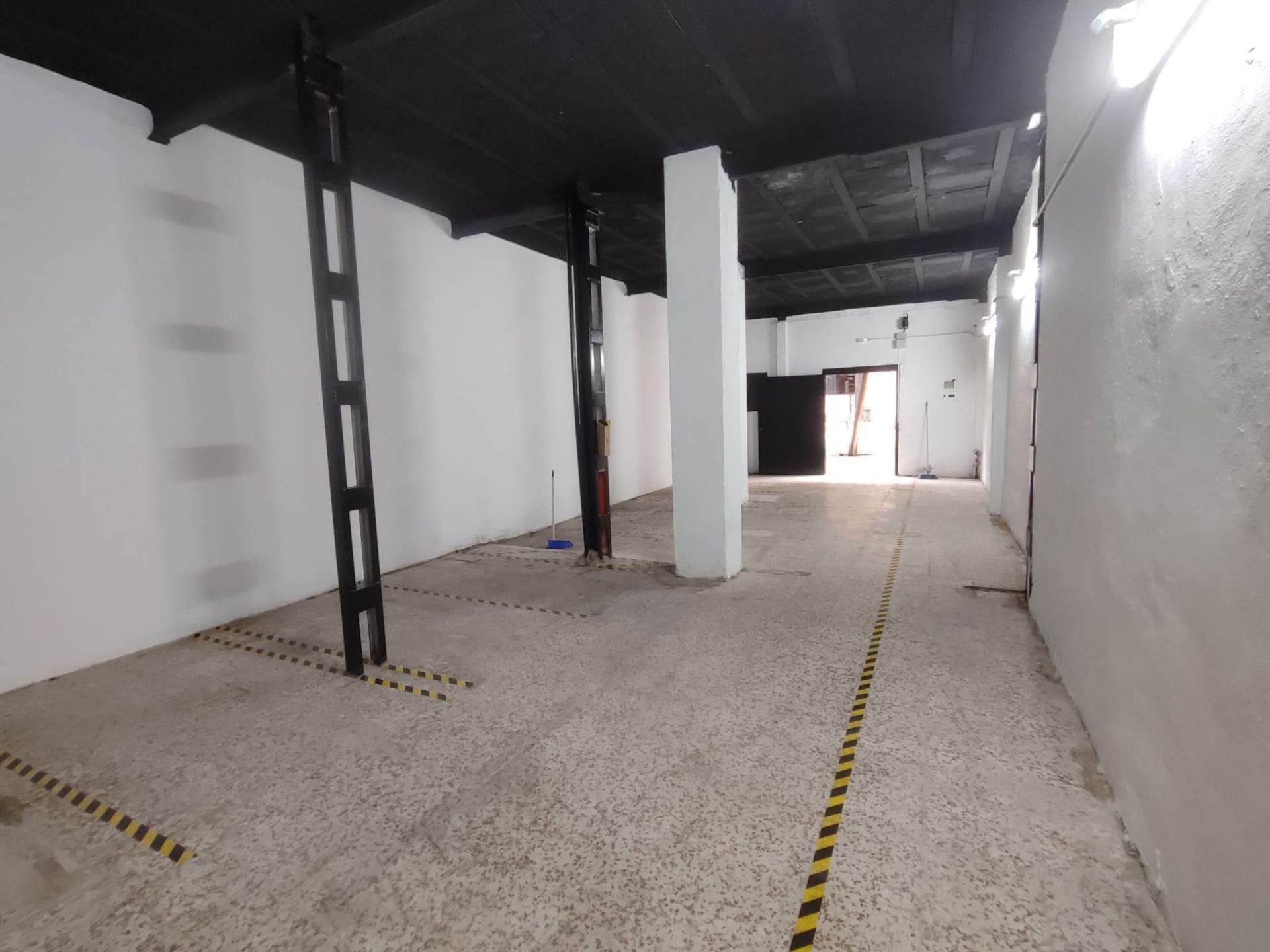 Premises to rent in  Huelva Capital